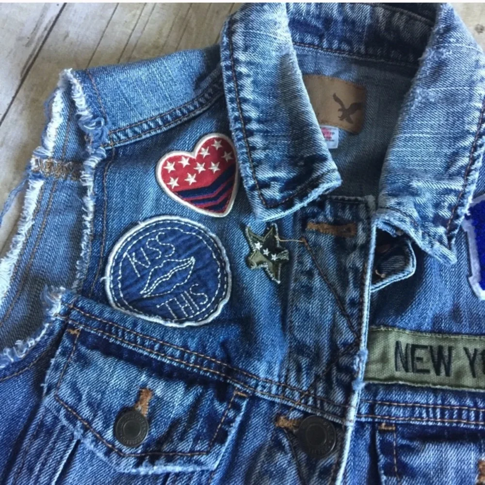 American Eagle Destroyed Patch Denim Vest - Picture 3 of 7